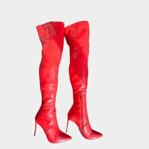 🔥 Steve Madden Red Thigh-High Stiletto Boots
Size 11
